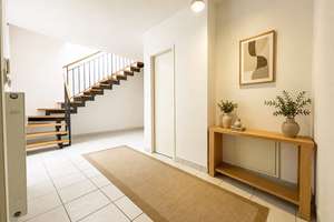 NEU*3-Zimmer-Maisonette-Wohnung mit 100 qm eigenem Garten*inkl. 2 TG-Stellplätze*inkl. EBK*G-WC* – 60386 Fechenheim, Frankfurt am Main – Vorschaubild 7
