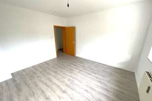 Schöne 3-Zimmer-Wohnung mit Tageslichtbad – Vogelheimer Str. 239, 45356 Vogelheim, Essen – Vorschaubild 4