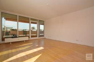 Derendorf: Großzügige 2-Raum Wohnung mit großer Dachterrasse und Einbauküche – Glockenstr. *, 40476 Derendorf, Düsseldorf – Vorschaubild 4