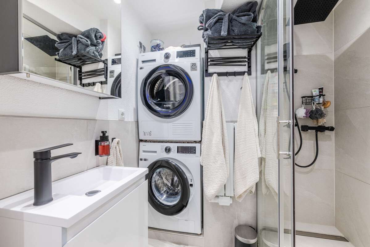 Immobilie in Hilzingen - Stilvoll saniert! 
Doppelhaushälfte mit zwei Wohneinheiten - Bild 11