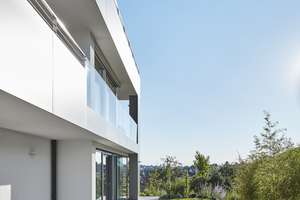 Neues Design - neuer Look - Architektenvilla auf Top Grundstück  in Aussichtslage – Die vollständige Adresse der Immobilie erhältst du vom Anbieter., 71229 Leonberg – Vorschaubild 2