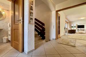 SAYAN Immobilien: Pulheimer Malerviertel: Freistehender Bungalow inklusive 604 m² Sonnengarten – Die vollständige Adresse der Immobilie erhältst du vom Anbieter., 50259 Pulheim – Vorschaubild 4