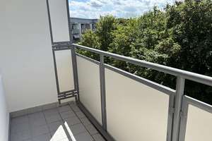 Helle 3-Raumwohnung mit Balkon sucht neue Mieter – Klettenweg 16, 99097 Wiesenhügel, Erfurt – Vorschaubild 3