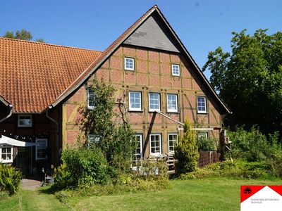 Zwei idyllische Bauernhäuser/Resthofstelle an den Ausläufern der Bückeberge
