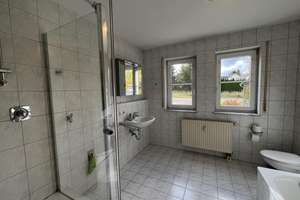 Gemütliche Erdgeschosswohnung mit Garten, Garage und Carport – Die vollständige Adresse der Immobilie erhältst du vom Anbieter., 88441 Mittelbiberach – Vorschaubild 8