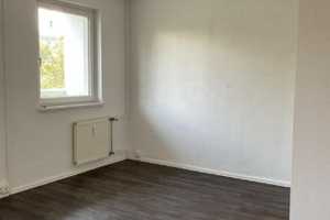 Große 3-Raum-Wohnung sucht Nachmieter! – Grünauer Allee 80, 4209 Leipzig – Vorschaubild 4