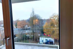 Direkt einziehen! Moderne 2 Zimmer + Süd-West-Balkon, Einbauküche, Wannenbad + Abstellraum, Aufzug – Luruper Hauptstraße 77a, 22547 Lurup, Hamburg – Vorschaubild 9
