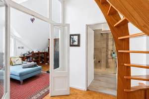 STILVOLLES 3 Zi. - DACHGESCHOSS MIT 26QM DACHTERRASSE– in einzigartigem Baudenkmal mit Aufzug – Die vollständige Adresse der Immobilie erhältst du vom Anbieter., 10585 Charlottenburg, Berlin – Vorschaubild 12