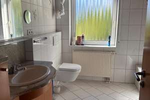 Maisonettewohnung mit Hauscharakter, Rollstuhl-Aufzug, Doppelgarage und großer Dachterrasse – Zum Karpfen 10a, 88662 Überlingen – Vorschaubild 8