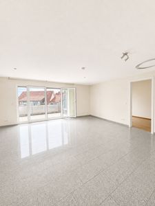 Moderne 3-Zimmer-Wohnung mit großem Balkon, hochwertiger Einbauküche, Fußbodenheizung und Aufzug
