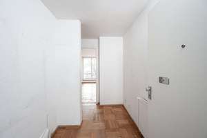 Helle 2-Zimmer-Wohnung mit Balkon, Aufzug & Tiefgarage – gepflegtes Wohnhaus – Stettiner Straße 13, 13357 Gesundbrunnen, Berlin – Vorschaubild 4