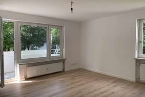 Helle 2 Zimmerwohnung mit Balkon in Pasing Obermenzing