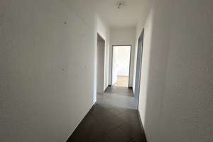 Mit Terrasse! Bezugsfreie 2-Zi-Whg mit Altbaucharme – Schwelmhöfe 12, 45307 Kray, Essen – Vorschaubild 2