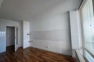 Großzügige 2-Zimmer-ETW mit Skylineblick, BLK, TG-Platz in Frankfurt-Bornheim – 60385 Bornheim, Frankfurt am Main – Vorschaubild 5