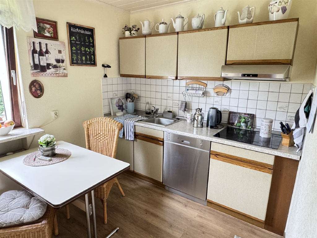 Immobilie in Wermelskirchen - Einsteigerimmobilie für die junge Familie!
 Doppelhaushälfte mit schönem Grundstück (Erbpacht - Bild 3