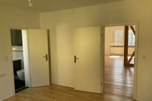 Komplettrenovierte helle 3 Zimmer Wohnung mit neuer Einbauküche und großem Balkon – Hördtstr. 32, 70435 Zuffenhausen-Mitte, Stuttgart – Vorschaubild 9