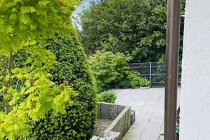 Idyllisch! Schönes Haus mit wunderschönem Gartengrundstück in Aussichtslage und großer Doppelgarage – Göppingen (Kreis) – Vorschaubild 11