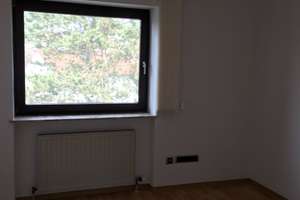 Herrlicher Ausblick und lichtdurchflutet! Ruhige 3-Zimmer Wohnung, Bad Kissingen (Garitz, Altenberg) – Eichenstraße 5, 97688 Bad Kissingen – Vorschaubild 15