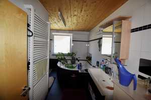8-ZKB Einfamilienhaus mit Gästewohnung / Büro. Ideal für eine große Familie! – Arndtstraße 13, 68775 Rhein-Neckar-Kreis – Vorschaubild 10