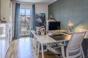 Hochwertig ausgestattete und top gepflegte Doppelhaushälfte mit Garage und eingewachsenen Garten – Die vollständige Adresse der Immobilie erhältst du vom Anbieter., 80995 Feldmoching, München – Vorschaubild 6