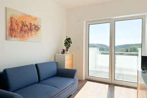 Exklusives Wohnen über den Dächern – Penthouse mit ca. 130 m² Dachterrasse und Wintergarten – Die vollständige Adresse der Immobilie erhältst du vom Anbieter., 9127 Adelsberg, Chemnitz – Vorschaubild 4