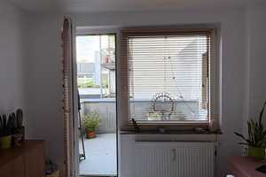 Befristete (1 Jahr) 2-Zimmer-Wohnung mit Balkon und EBK in Köln Altstadt & Neustadt-Süd – Rubensstraße 34, 50676 Köln – Vorschaubild 4