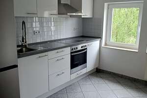 WG-taugliche 2-Zimmer-Wohnung im Dachgeschoss mit Einbauküche – Friesenstr. 33, 39108 Stadtfeld Ost, Magdeburg – Vorschaubild 2