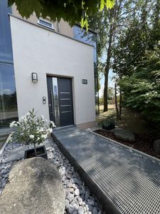Jetzt kontaktieren! Provisionsfreies Einfamilienhaus mit  Solar- und Klimaanlage in Aichach