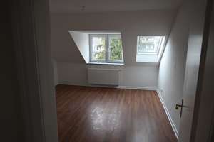 Attraktive, frisch sanierte und helle 3-Zimmer DG Wohnung (4. OG) im unteren Gründerzeitviertel – Goethestraße 7, 41061 Eicken, Mönchengladbach – Vorschaubild 10