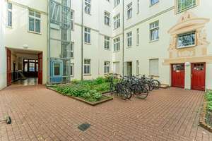Bezugsfreie Altbauwohnung mit Balkon in beliebter Friedrichshainer Lage – Sonntagstraße 30, 10245 Friedrichshain, Berlin – Vorschaubild 23
