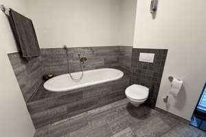 Exklusives Maisonette-Penthouse mit Dachterrasse und Skylineblick über Wiesbaden – Grabenstraße 1, 65183 Mitte, Wiesbaden – Vorschaubild 9