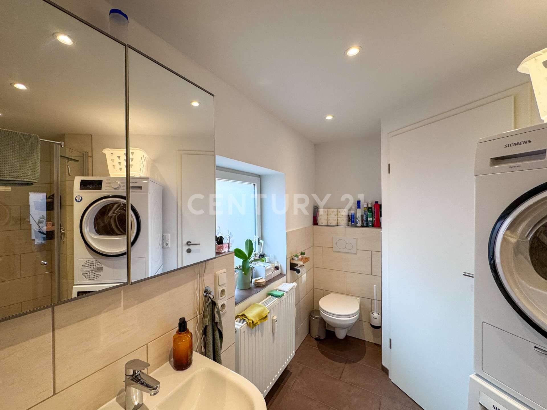 Immobilie in Weitramsdorf - Attraktive Kapitalanlage mit 4 Wohneinheiten und Entwicklungspotenzial in Tambach bei Coburg - Bild 16