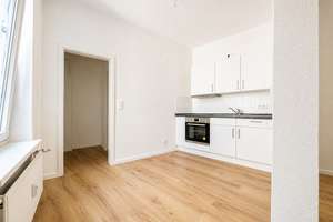 Modernisierte 1-Zimmer-Erdgeschosswohnung mit neuer Einbauküche und modernem Badezimmer – Reeperbahn 9, 24143 Gaarden-Ost, Kiel – Vorschaubild 5