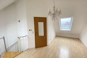 Maisonetten-Wohnung mit EBK und Blk. in Neu-Ulm/Reutti – Die vollständige Adresse der Immobilie erhältst du vom Anbieter., 89233 Neu-Ulm – Vorschaubild 4