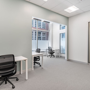 Privater Büroraum für 3 Person in Regus  Anscharcampus