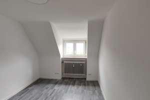 Wohnung 4 -Zimmer 2 - WG-Zimmer in Wohngemeinschaft zu vermieten