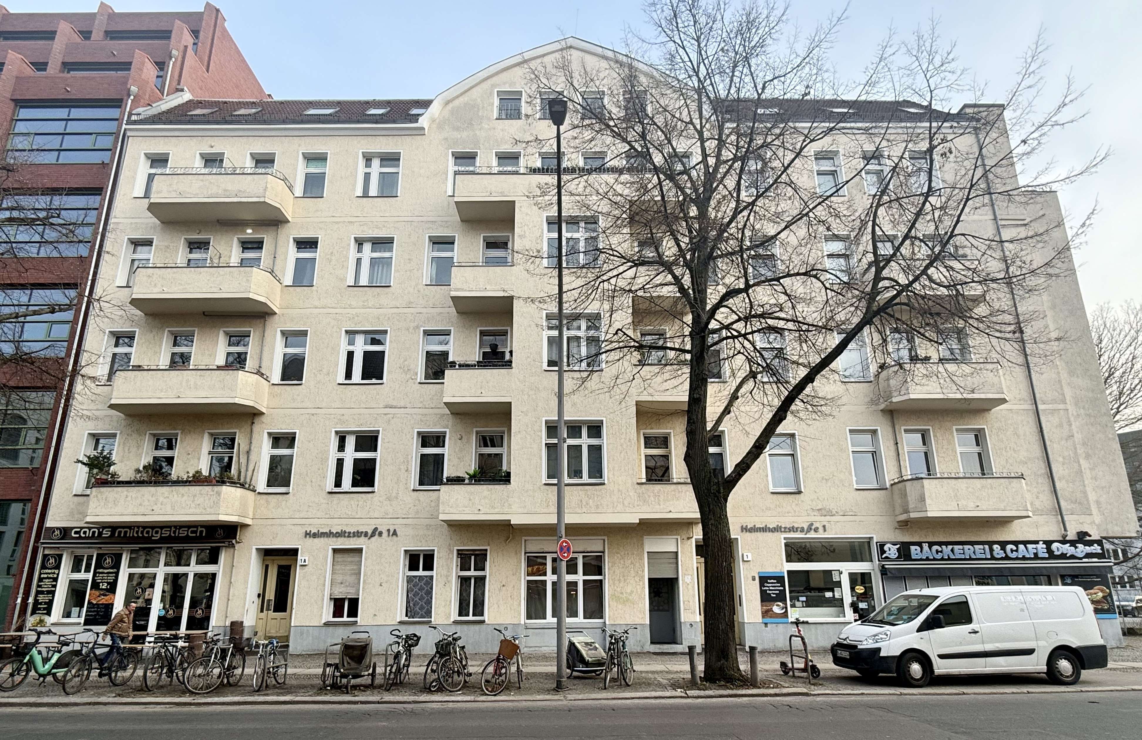 +++ Bezugsfreie 2-Zi. DG-Wohnung mit Süd-Terrasse & Aufzug mit viel Gestaltungspotenzial +++, Berlin – Bild 1