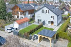 AM HART: Modernes Wohnglück im Münchener Norden: Neubau-Doppelhaushälfte zum Erstbezug mit Südgarten