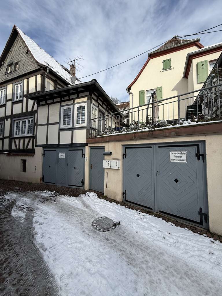 Immobilie in Eppstein - Fachwerk-Mehrfamilienhaus, Rendite 5,98 % - Bild 1