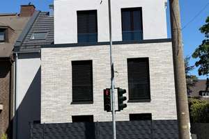 Neuwertige ruhige 4-Zimmer-Wohnung in Zentrum von Rodenkirchen – Weißer Straße 7, 50996 Rodenkirchen (Ortsteil), Köln – Vorschaubild 2