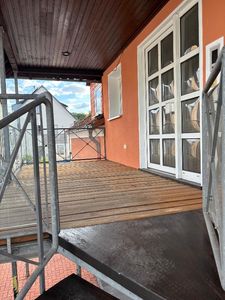 Großzügige 6-Zimmer-Wohnung in Niedernhausen