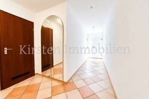Mitten in Reutlingen: Gepflegte Maisonette auf zwei Ebenen mit Loggia, Aufzug und Tiefgarage! – Die vollständige Adresse der Immobilie erhältst du vom Anbieter., 72762 Reutlingen-Mitte, Reutlingen – Vorschaubild 4
