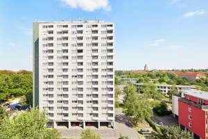 Sanierte Wohnung mit schönem Ausblick – Spandauer Damm 217, 14052 Westend, Berlin – Vorschaubild 1