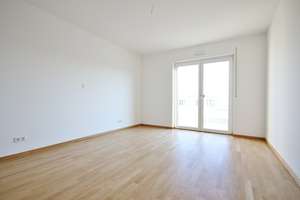 Familienfreundliche 4-Zimmer-Wohnung mit Dachterrasse – Auerberger Mitte 14, 53117 Auerberg, Bonn – Vorschaubild 3