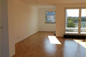 München/Ramersdorf - lichtdurchflutete 3-Zi.-Whg. im 4. OG mit zwei Dachterrassen – Ottobrunner Str. 35, 81737 Ramersdorf, München – Vorschaubild 5
