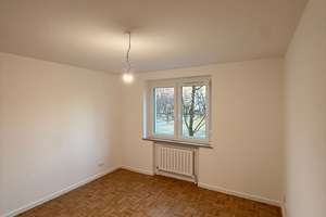 Helle 3-Zimmer-Wohnung mit Balkon in München – Oskar-Maria-Graf-Ring 56, 81737 Neuperlach, München – Vorschaubild 4