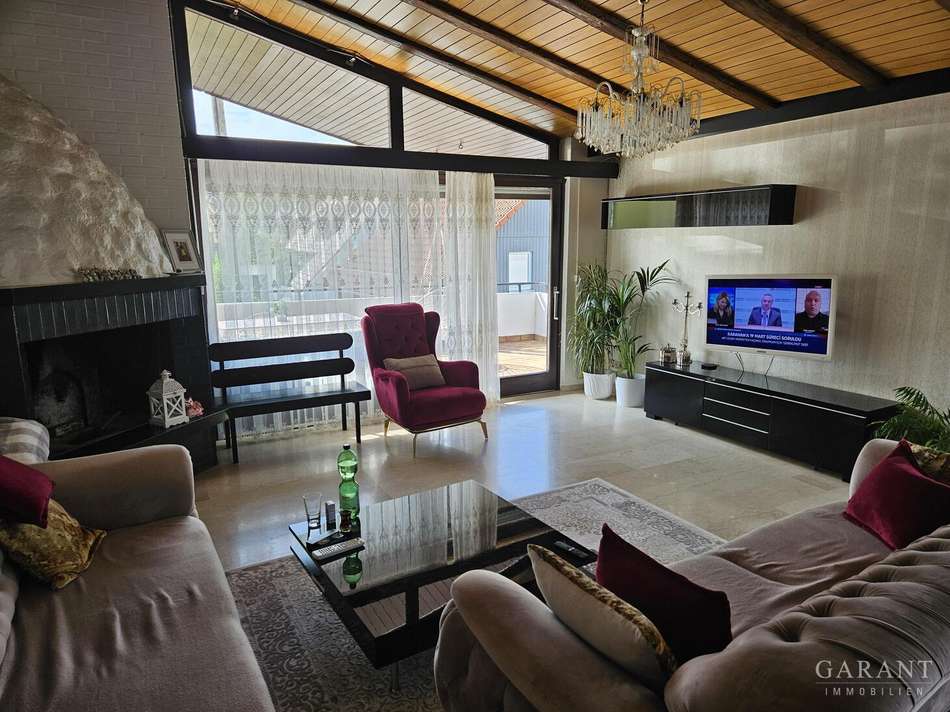 Wohnzimmer Hauptwohnung