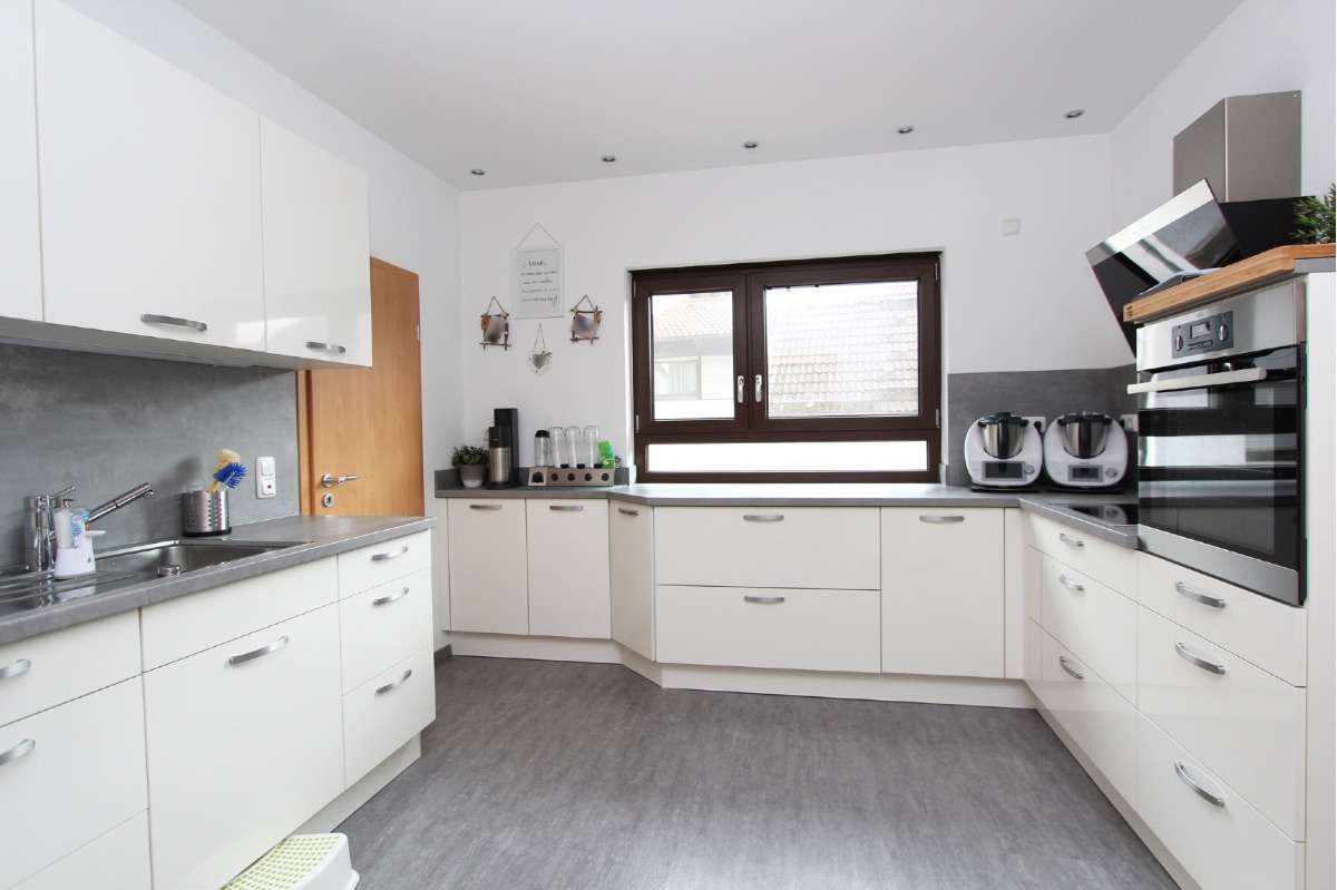 Immobilie in Flörsbachtal - Hochwertig saniertes Einfamilienhaus - Bild 6