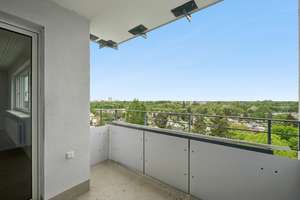 Wohnen mit Weitblick und Komfort – frisch sanierte Wohnung im Südwesten Berlins – Die vollständige Adresse der Immobilie erhältst du vom Anbieter., 12207 Lichterfelde, Berlin – Vorschaubild 9
