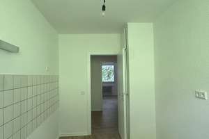 3 Zimmer Wohnung in begehrter Lage mit Balkon – Hünefeldstraße 97, 42285 Barmen, Wuppertal – Vorschaubild 4
